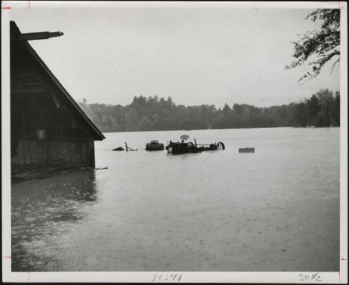 Gift of Northeast Utilities, 1982.28.57  © 2012 The Connecticut Historical Society.