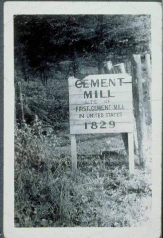 Gift of Mrs. Wendell H. Tatro, 1977.92.297  © 2001The Connecticut Historical Society.