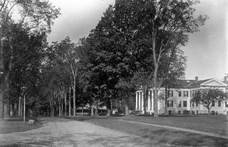 Gift of Margaret G. Giles 2015.87.584 © 2016 The Connecticut Historical Society.