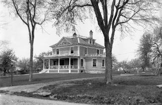 Gift of Margaret G. Giles 2015.87.2448 © 2016 The Connecticut Historical Society.