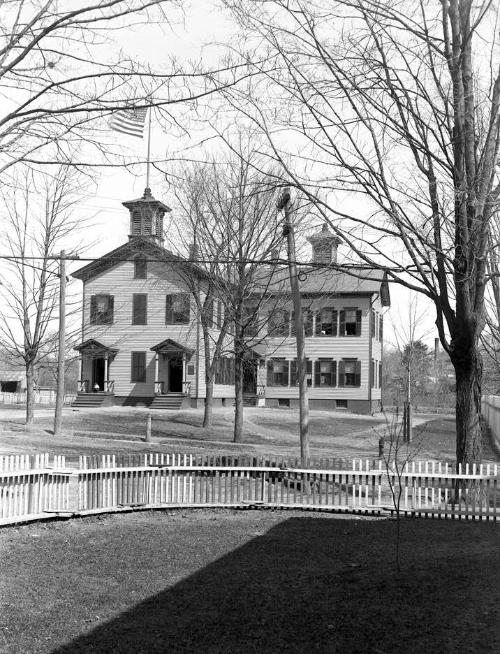 Gift of Margaret G. Giles 2015.87.136 © 2016 The Connecticut Historical Society.