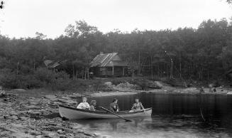 Gift of Margaret G. Giles 2015.87.3379 © 2016 The Connecticut Historical Society.