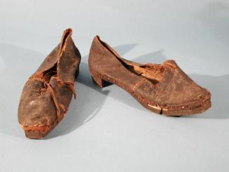 Woman's Clogs