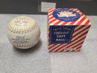 Inventory photograph, 2018.12.16a-b, Gift of Walter Dzialo, Connecticut Historical Society