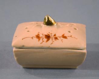 Miniature Lidded Soap Dish