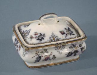 Lidded Soap Dish