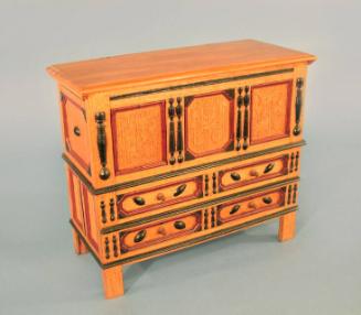 Miniature Sunflower Chest