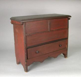 Chest with Drawer