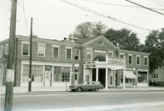 The Newman S. Hungerford Museum Fund, 2006.93.207  © 2008 The Connecticut Historical Society.