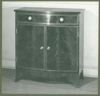 Gift of Harold D. Margolis, 1982.126.3 © 2011 The Connecticut Historical Society.