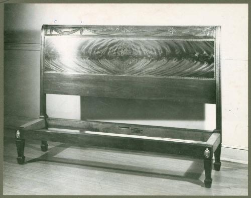 Gift of Harold D. Margolis, 1982.126.15 © 2011 The Connecticut Historical Society.
