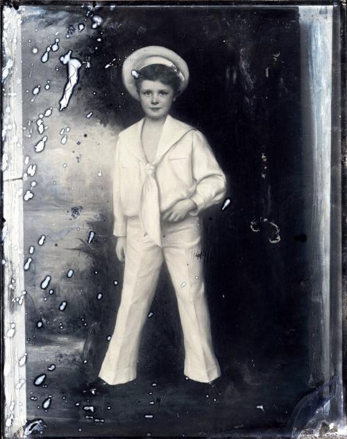 Gift of the Rosalie Thorne McKenna Foundation, 2011.344.149  © 2012 The Connecticut Historical …