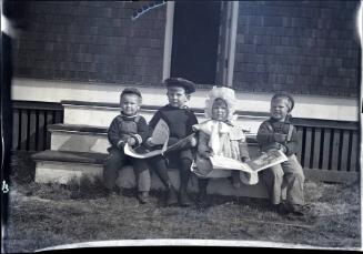 Gift of the Rosalie Thorne McKenna Foundation, 2011.344.165  © 2012 The Connecticut Historical …