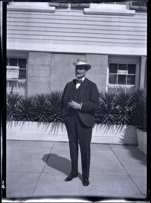 Gift of the Rosalie Thorne McKenna Foundation, 2011.344.166  © 2012 The Connecticut Historical …