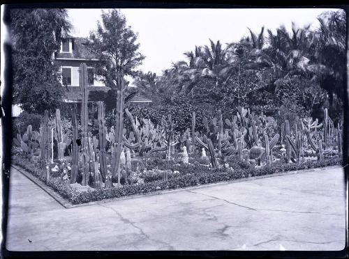 Gift of the Rosalie Thorne McKenna Foundation, 2011.344.171  © 2012 The Connecticut Historical …