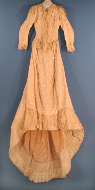 Gift of Mrs. Vincent Brown Coffin, 1971.67.14.1a-b, Connecticut Historical Society, Public Doma…