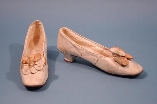 Woman's Shoes