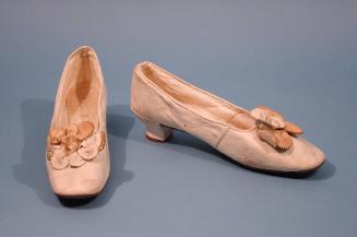 Woman's Shoes