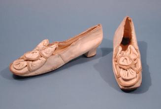 Woman's Shoes