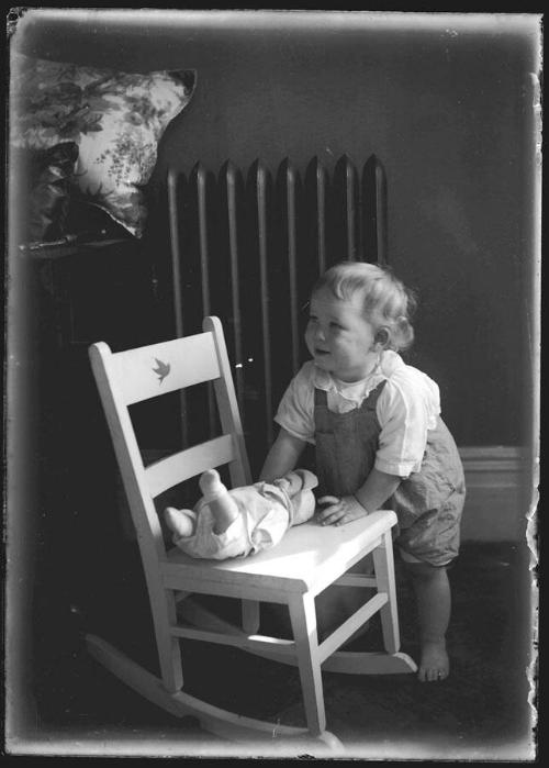 Museum purchase, 1995.36.1599  © 2013 The Connecticut Historical Society.
