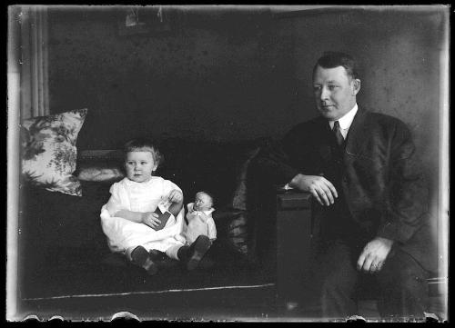 Museum purchase, 1995.36.1636  © 2013 The Connecticut Historical Society.