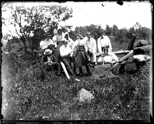 Gift of Mrs. Byard Williams, 1988.133.274  © 2013 The Connecticut Historical Society.