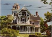 Gift of the Richard Welling Family, 2012.284.1913  © 2014 The Connecticut Historical Society.Ru…