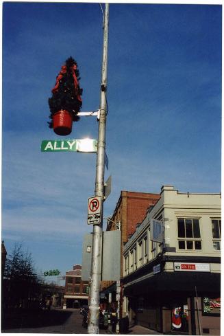 Corner of Union Place and Allyn Street, Hartford. Gift of the Richard Welling Family, 2012.284.…