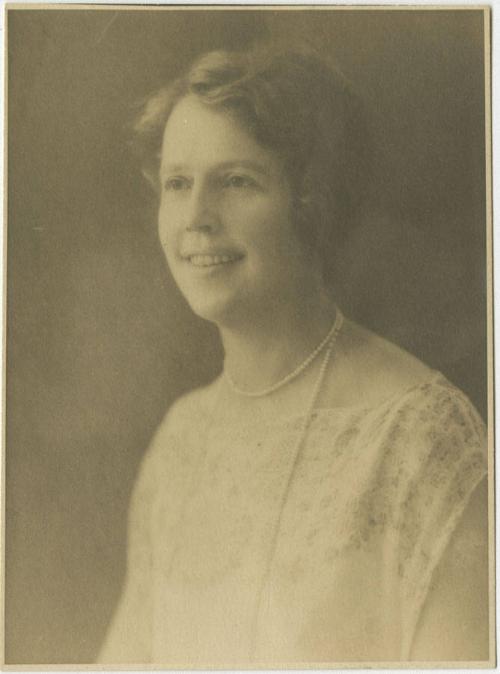Gift of Edith Cowles Poor, 2008.38.6  © 2014 The Connecticut Historical Society.