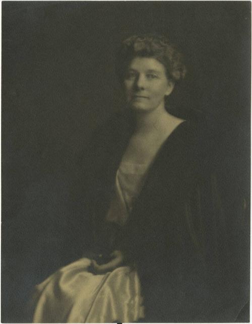 Gift of Edith Cowles Poor, 2008.38.8  © 2014 The Connecticut Historical Society.