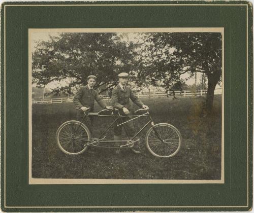The Clifford T. Alderman Collection, 2012.233.232  © 2014 The Connecticut Historical Society.
