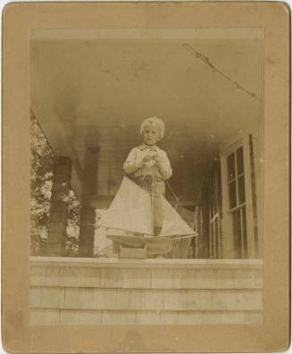 Gift of Jeanine Guerette, 2004.138.38  © 2014 The Connecticut Historical Society.
