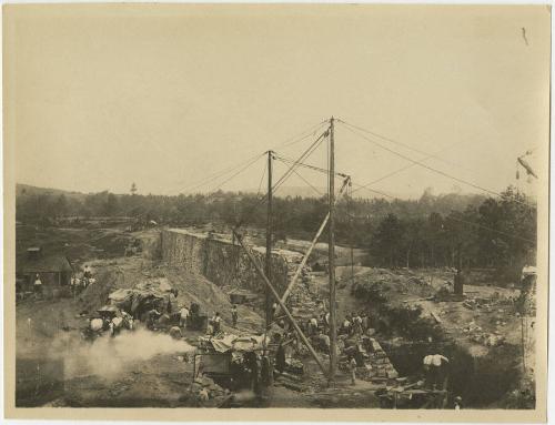Gift of Jeanine Guerette, 2004.138.2  © 2014 The Connecticut Historical Society.