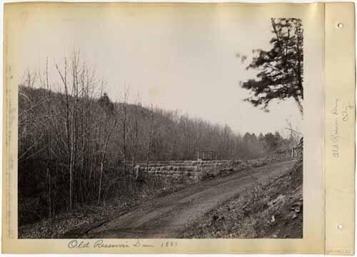 © 2015 The Connecticut Historical Society.