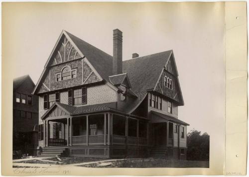© 2015 The Connecticut Historical Society.