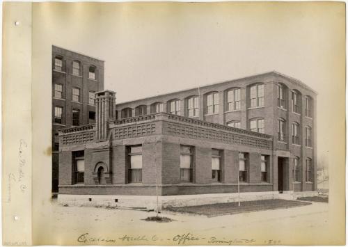 © 2015 The Connecticut Historical Society.