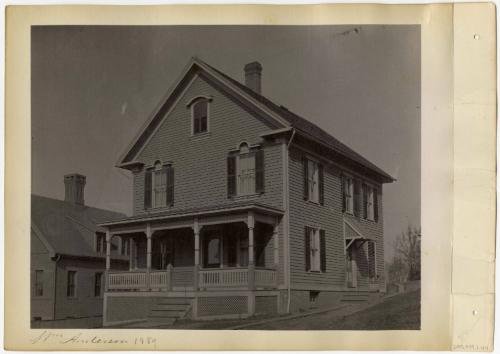 © 2015 The Connecticut Historical Society.