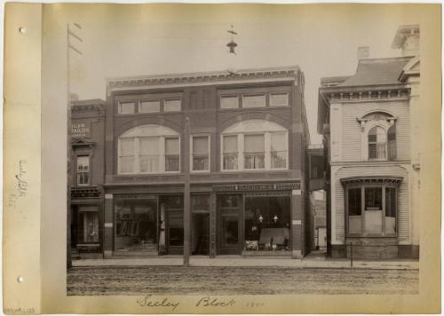 © 2015 The Connecticut Historical Society.