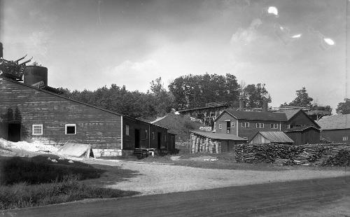 Gift of Margaret G. Giles 2015.87.223 © 2016 The Connecticut Historical Society