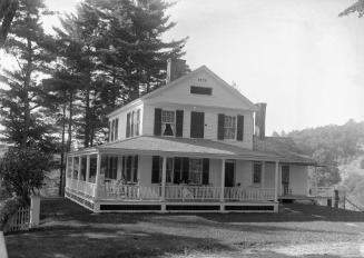 Gift of Margaret G. Giles 2015.87.361 © 2016 The Connecticut Historical Society