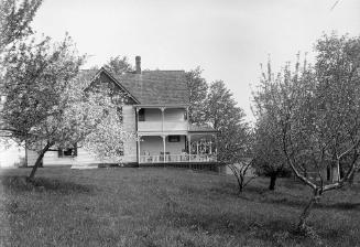 Gift of Margaret G. Giles 2015.87.380 © 2016 The Connecticut Historical Society.