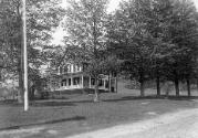 Gift of Margaret G. Giles 2015.87.381 © 2016 The Connecticut Historical Society.