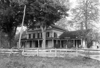 Gift of Margaret G. Giles 2015.87.400 © 2016 The Connecticut Historical Society.