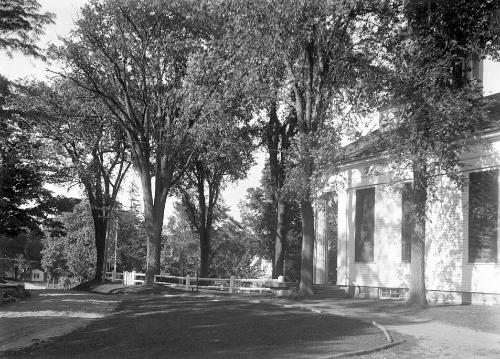 Gift of Margaret G. Giles 2015.87.439 © 2016 The Connecticut Historical Society.