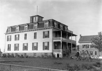 Gift of Margaret G. Giles 2015.87.753 © 2016 The Connecticut Historical Society.