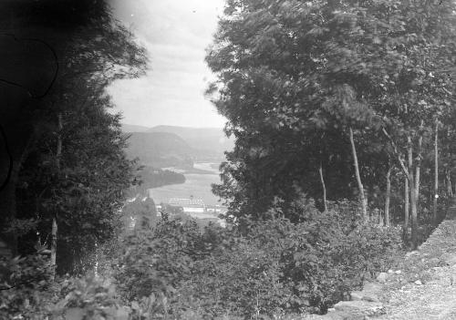 Gift of Margaret G. Giles 2015.87.779 © 2016 The Connecticut Historical Society.
