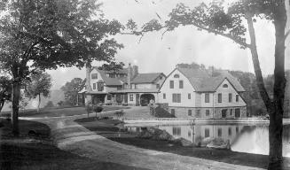 Gift of Margaret G. Giles 2015.87.859 © 2016 The Connecticut Historical Society.