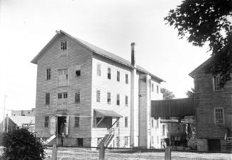 Gift of Margaret G. Giles 2015.87.886 © 2016 The Connecticut Historical Society.