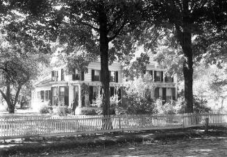 Gift of Margaret G. Giles 2015.87.890 © 2016 The Connecticut Historical Society.