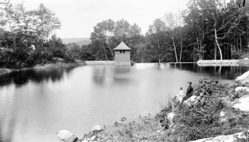 Gift of Margaret G. Giles 2015.87.903 © 2016 The Connecticut Historical Society.